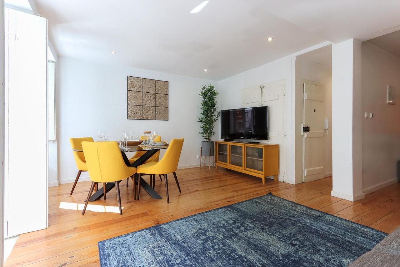 Charming And Stylish Downtown Apt In XIX Century Building Lissabon Exterior foto
