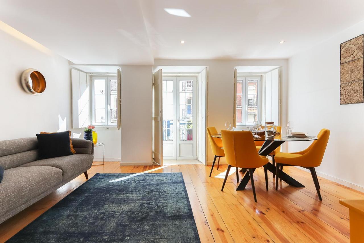 Charming And Stylish Downtown Apt In XIX Century Building Lissabon Exterior foto