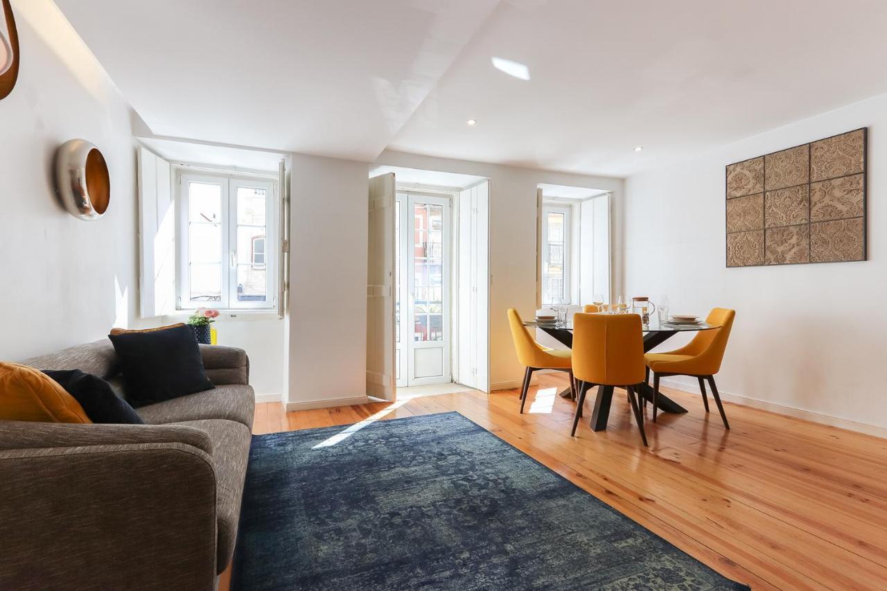 Charming And Stylish Downtown Apt In XIX Century Building Lissabon Exterior foto