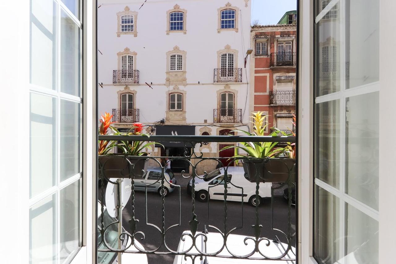 Charming And Stylish Downtown Apt In XIX Century Building Lissabon Exterior foto